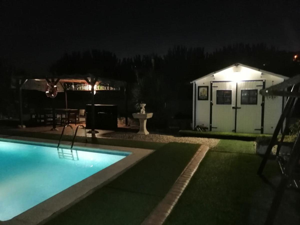Holiday Home Cardona โยเรตเดมาร์ ภายนอก รูปภาพ