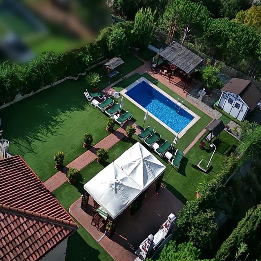 Holiday Home Cardona โยเรตเดมาร์ ภายนอก รูปภาพ