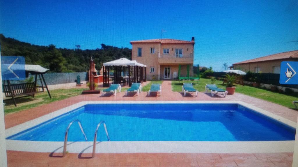 Holiday Home Cardona โยเรตเดมาร์ ภายนอก รูปภาพ