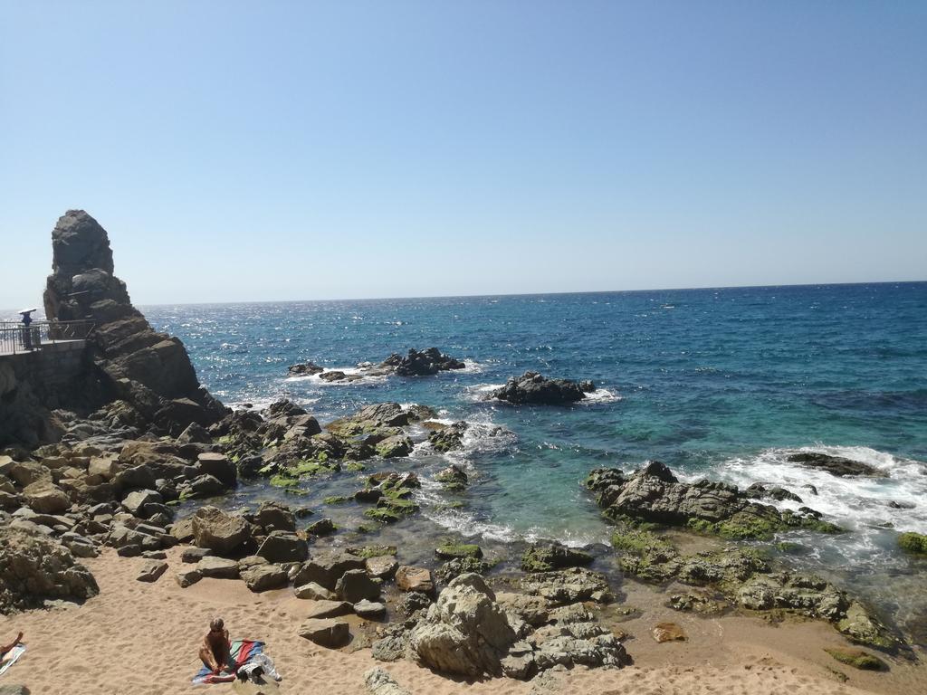 Holiday Home Cardona โยเรตเดมาร์ ภายนอก รูปภาพ