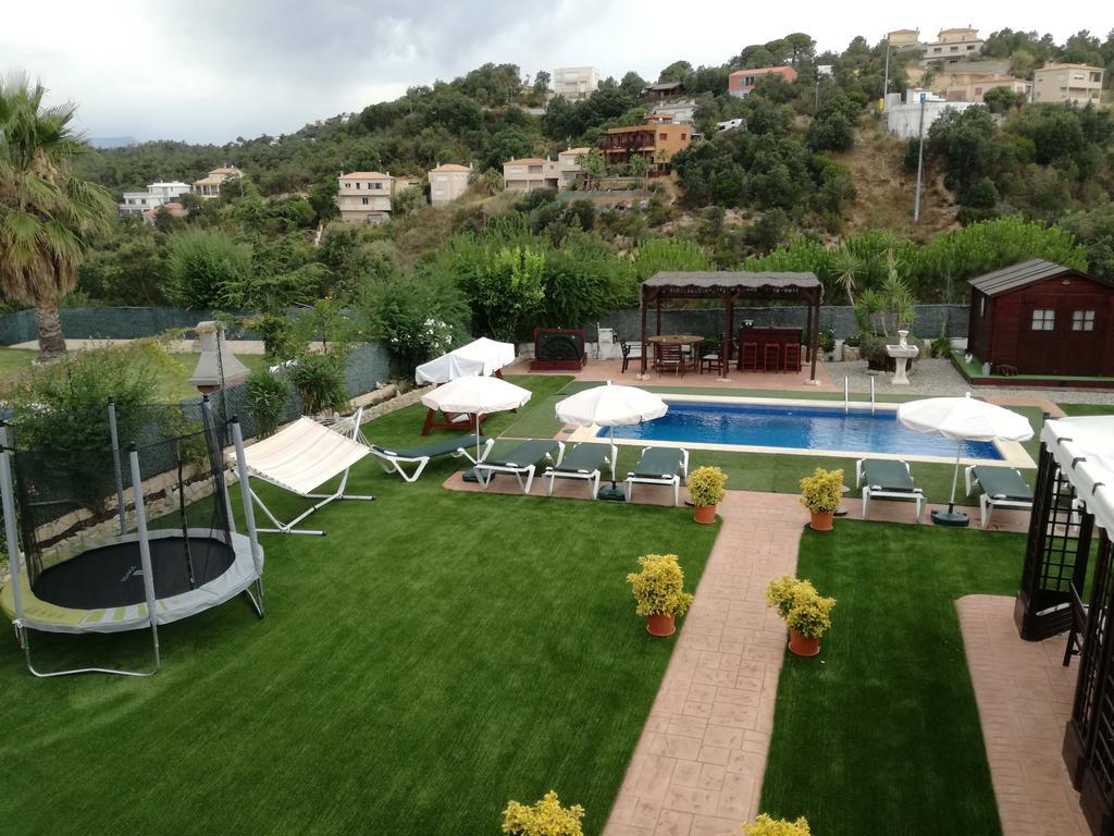 Holiday Home Cardona โยเรตเดมาร์ ภายนอก รูปภาพ